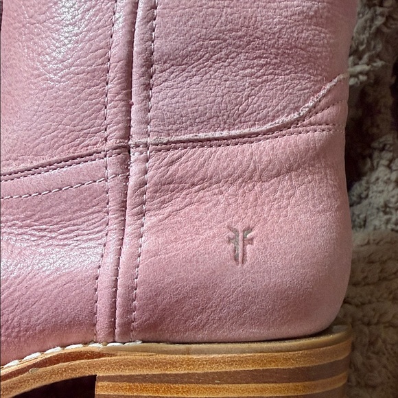 FRYE AND CO. Women’s Campus 14L Pink Heeled Leather Boots - Picture 7 of 11